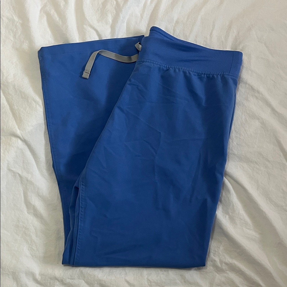 Women’s Figs Scrub Pants